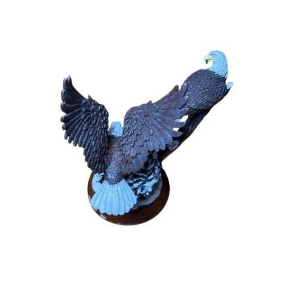 Bradford Exchange Soaring Nobility Eagle Sculpture From Protectors Of The Nest - Picture 6 of 6